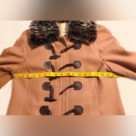 Anthropologie Elevenses Wool Blend Jacket Tan Coat with Faux Fur Collar Size 8 - Picture 7 of 10